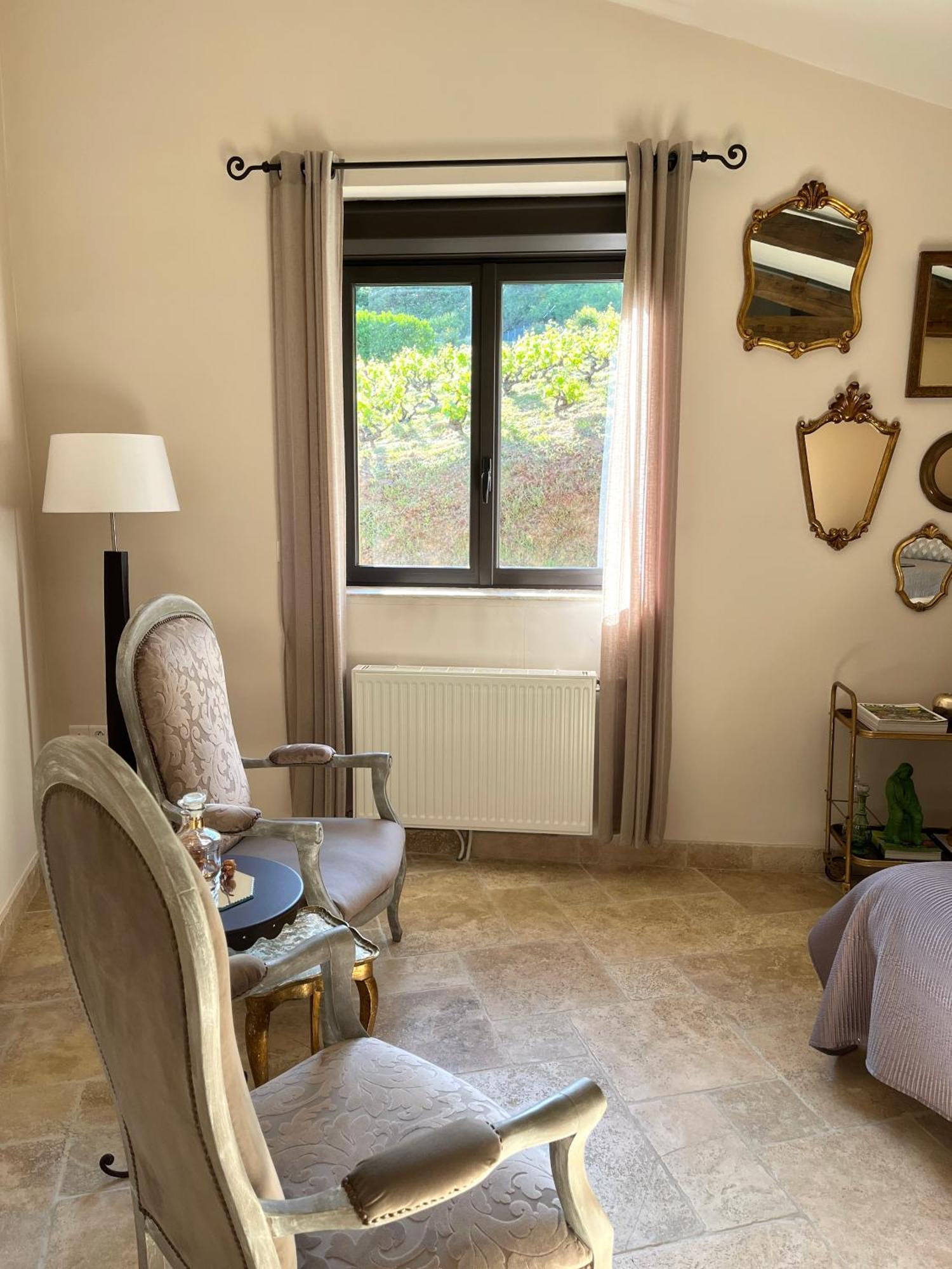 Le Balcon Du Fetre Bed & Breakfast Chiroubles Ngoại thất bức ảnh